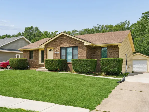 4324 50th St, Des Moines, IA 50310