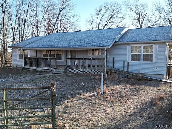 2nd image of 29685 Ivy Bend Rd