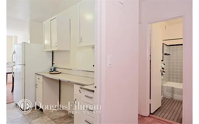 Sold by Douglas Elliman | media 16