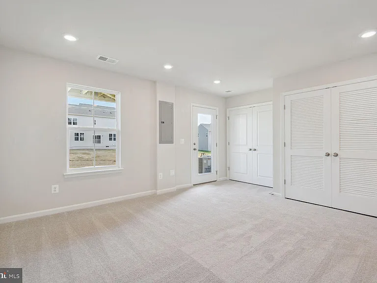 154 Tye Ct — Photo 6