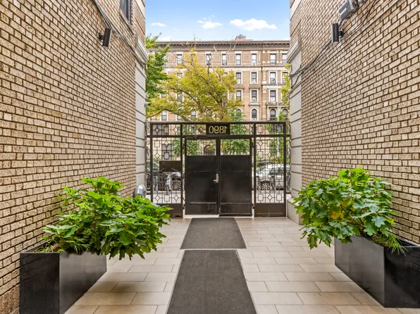 1890 Adam Clayton Powell Boulevard image 11 of 13