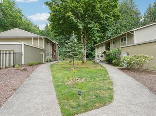 6610 SW Terri Ct APT 10, Portland, OR