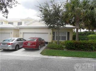 6971 Blue Skies Dr, Lake Worth, FL 33463