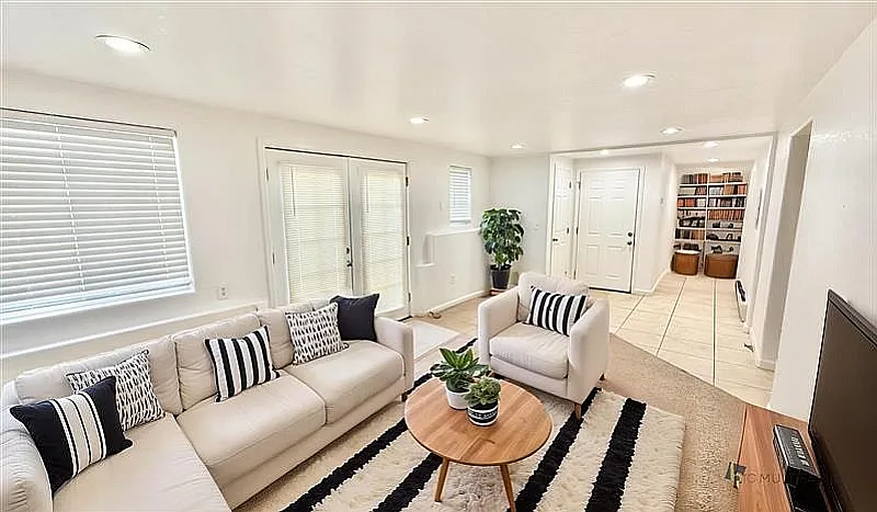 Table Mountain Townhomes — Photo 4