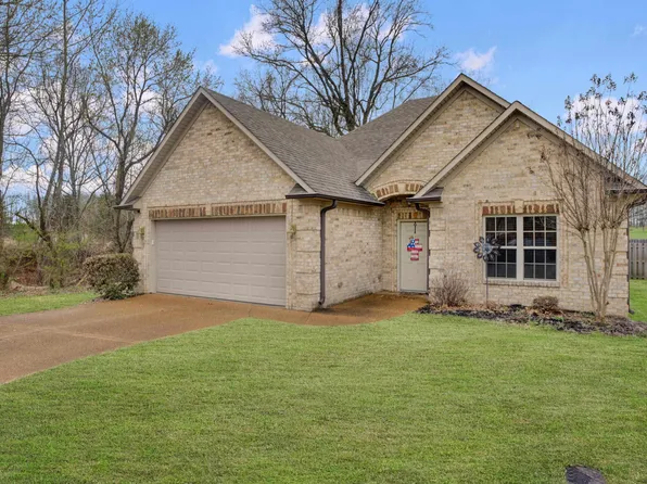 100 Highbury St, Medina, TN 38355