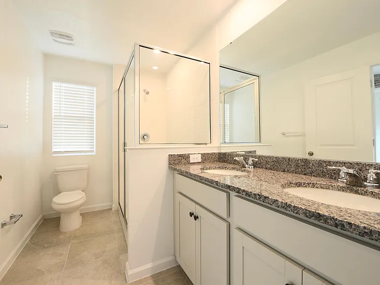 1180 Lakeshore Breeze Pl — Photo 12