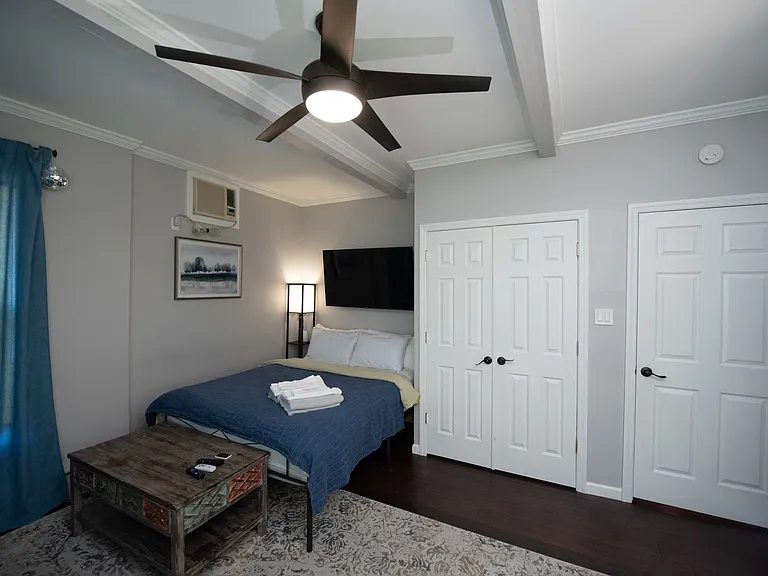 4731 Beach 47 St #2 — Photo 103