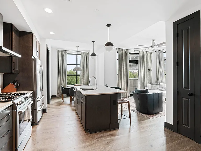 5 Gadsdenboro St #219 — Photo 5