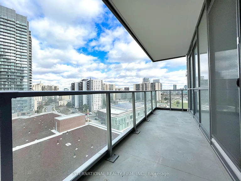 32 Forest Manor Rd #904 — Photo 37