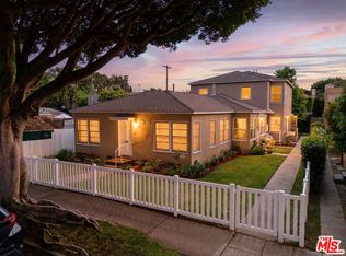 2458 Oak St, Santa Monica, CA 90405