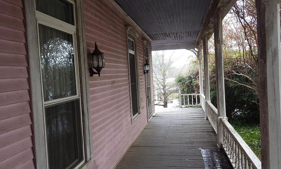 501 Main St, Edgefield, SC 29824 | Zillow