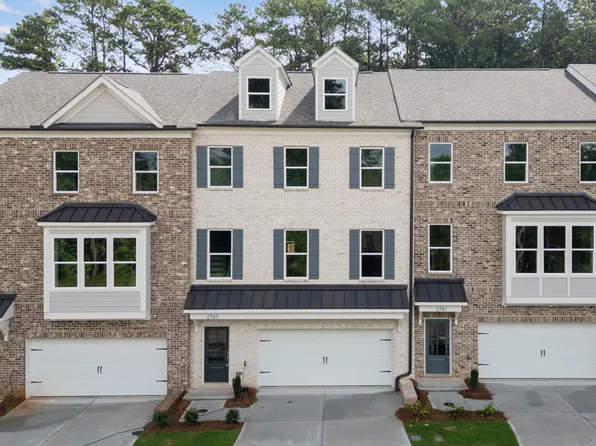 2743 Hallwood Ln, Suwanee, GA 30024