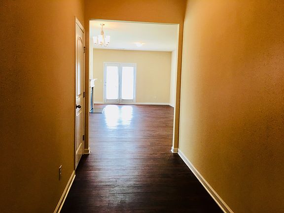 2nd image of 149 Thimbleberry Dr