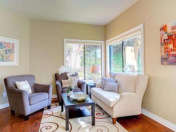2nd image of 3040 La Paz Ln Unit A