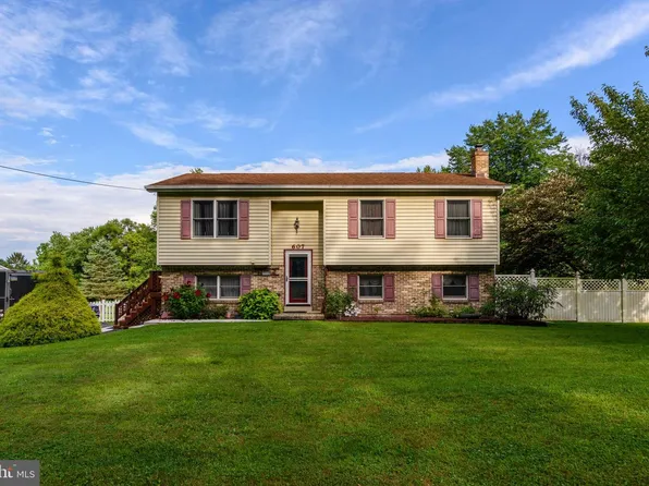 607 S Mountain Rd, Dillsburg, PA 17019