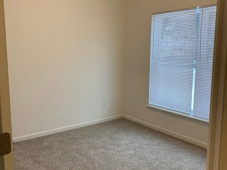 456 Westside Dr #3 — Photo 5