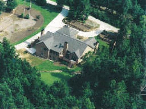 2nd image of 101 Ledford Ln