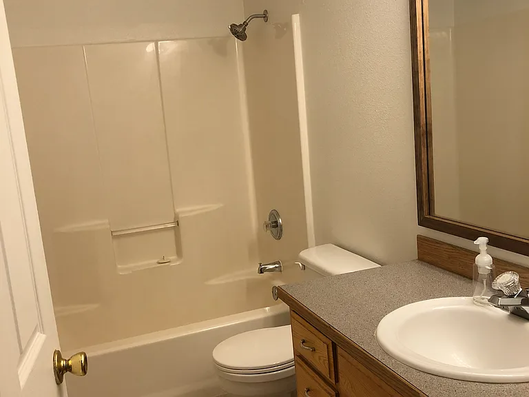 4225 Mahrt Ave SE — Photo 16