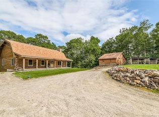 31 Larkey Rd, Oxford, CT 06478