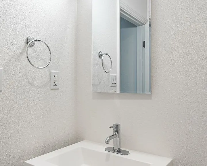 940 Guerrero St — Photo 31