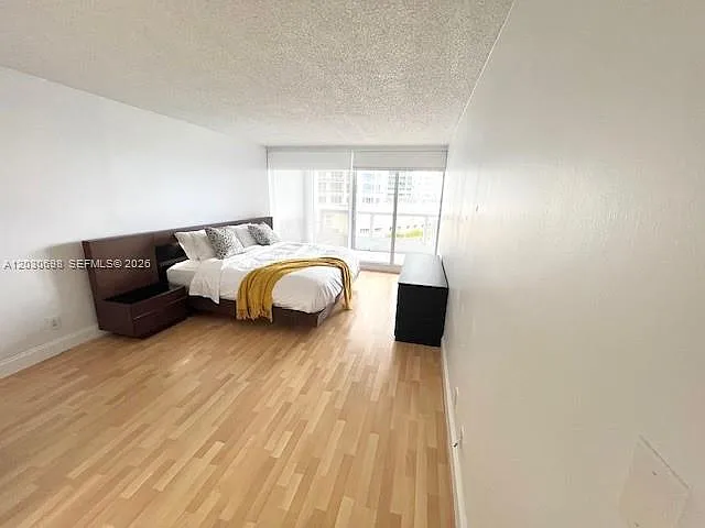 1717 N Bayshore Dr #A-1450 — Photo 28