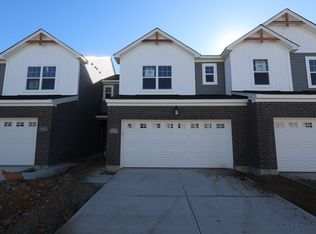 7236 Grandpoint Dr, West Chester, OH 45069