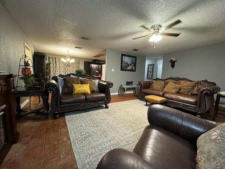 1st image of 690 Sommerfeld Dr #690