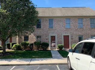 371 Stonehedge Ln, Mechanicsburg, PA 17055