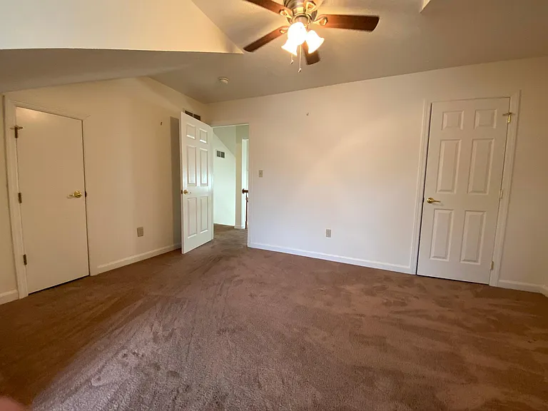 106 Amber Ln — Photo 21