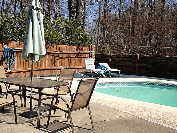 3rd image of 5089 Cherry Ln