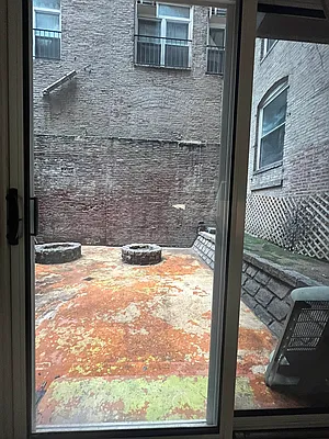 Rented by Voro NYC | media 21