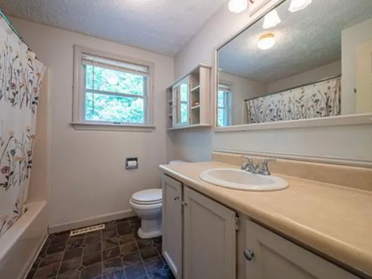 50 Buttonwood Rd — Photo 5