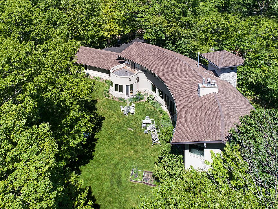 1st image of 444 Cedar Ave