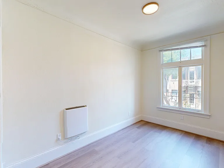 1335 Washington St #8 — Photo 7