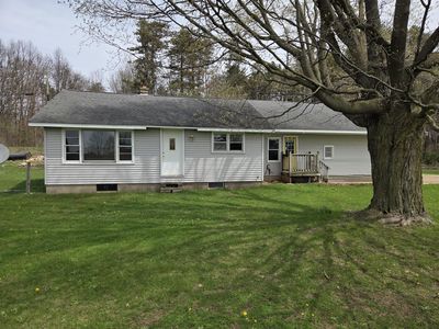 62941 M 40, Lawton, MI, 49065