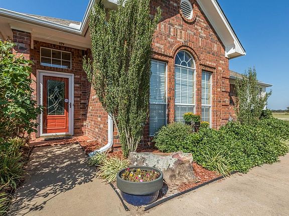 3rd image of 4809 County Road 2815
