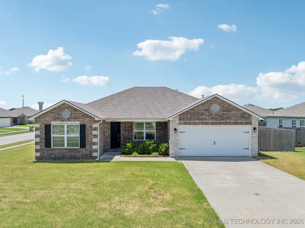 10016 E 110th St N, Owasso, OK 74055