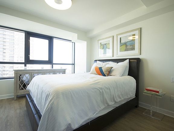 5th image of 12332 82nd Ave APT 17B
