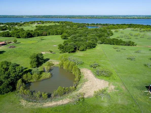 1451 Hemming Rd, Valley View, TX 76272