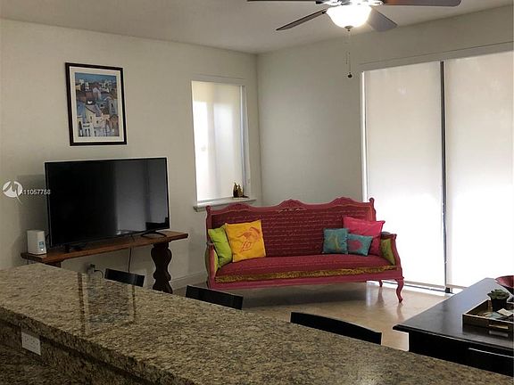 4th image of 3078 New York St #3078