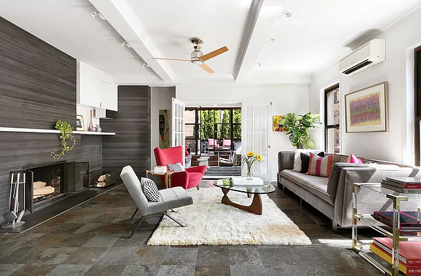 Sold by Compass | media 3