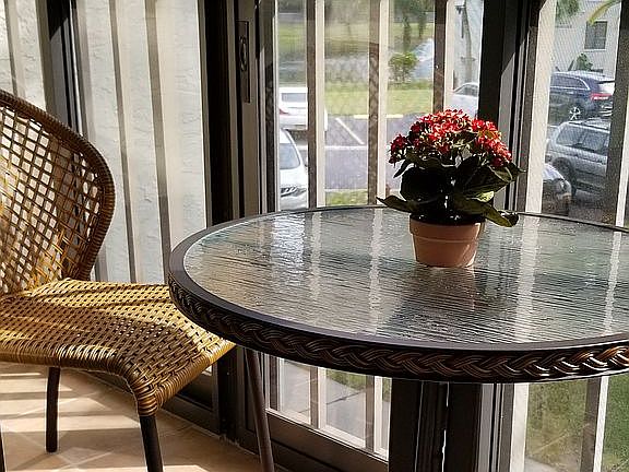 Newly tiled Lanai 