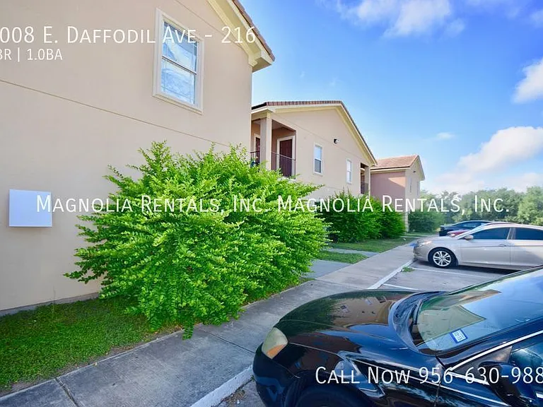 1008 E Daffodil Ave #216 — Photo 2