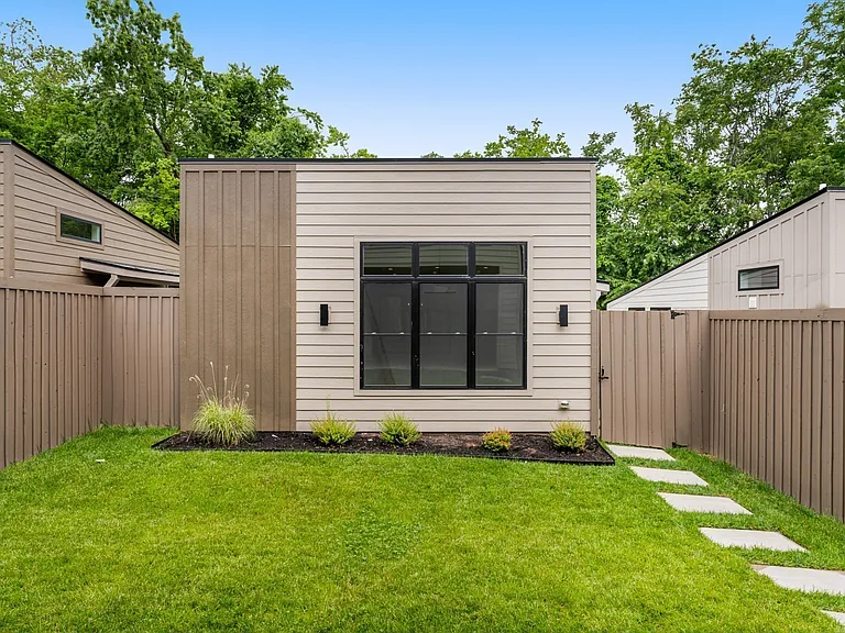 2305 Eastland Ave #E — Photo 34