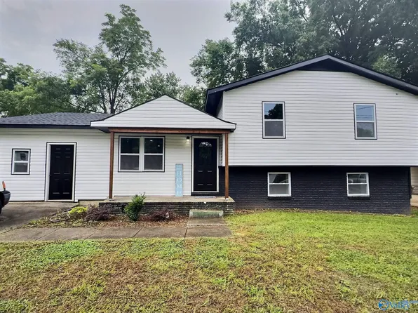 517 Lisa Ln NW, Huntsville, AL 35811