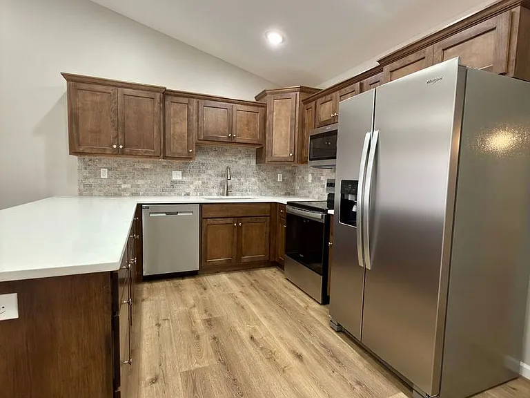 1805 Saint Michaels Ct — Photo 8