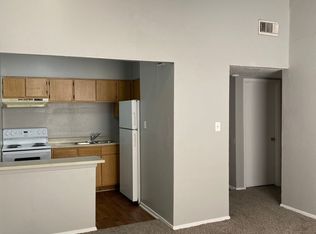 322 Recoleta Rd APT 213, San Antonio, TX 78216