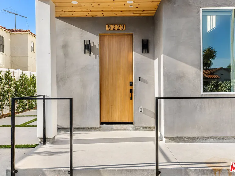 5223 W 20th St — Photo 3