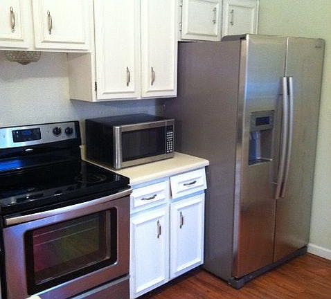 STAINLESS STEEL APPLIANCES