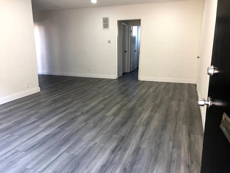 807 N Alfred St #1 — Photo 18